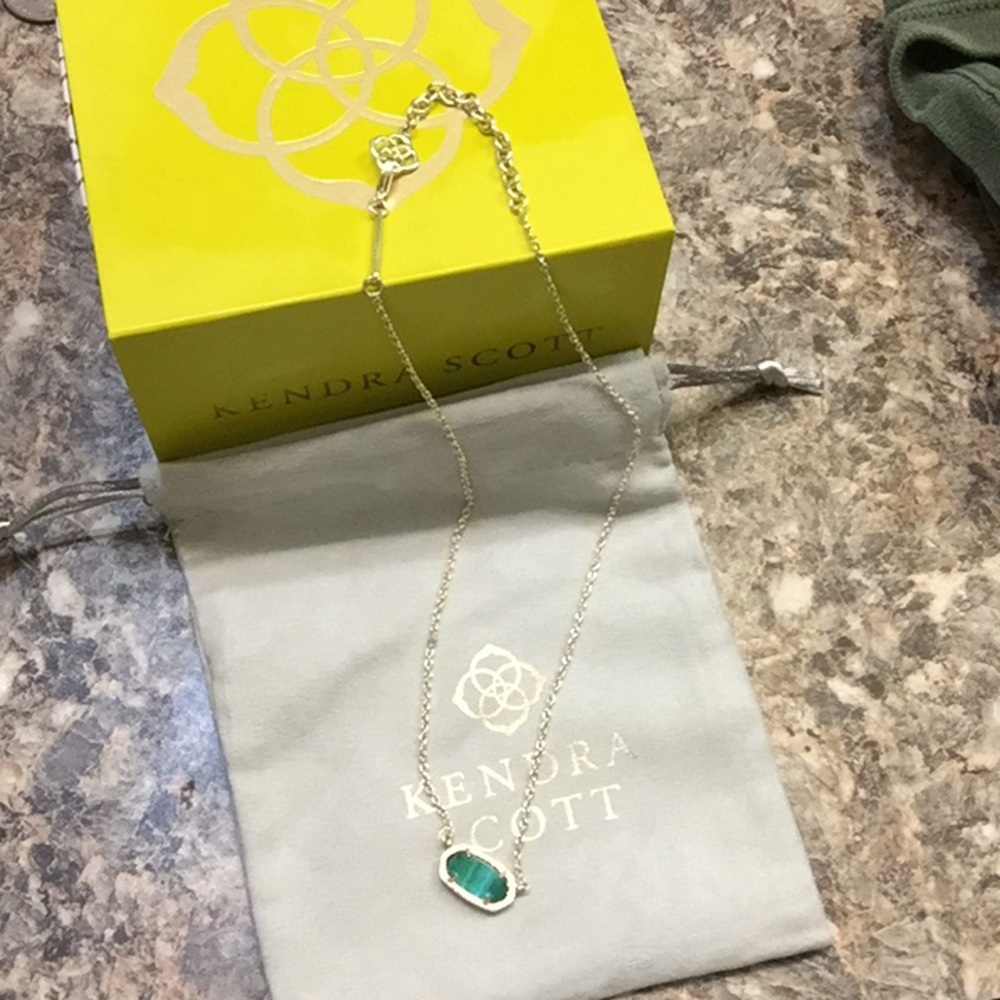 New Kendra Scott Elisa Emerald Necklace